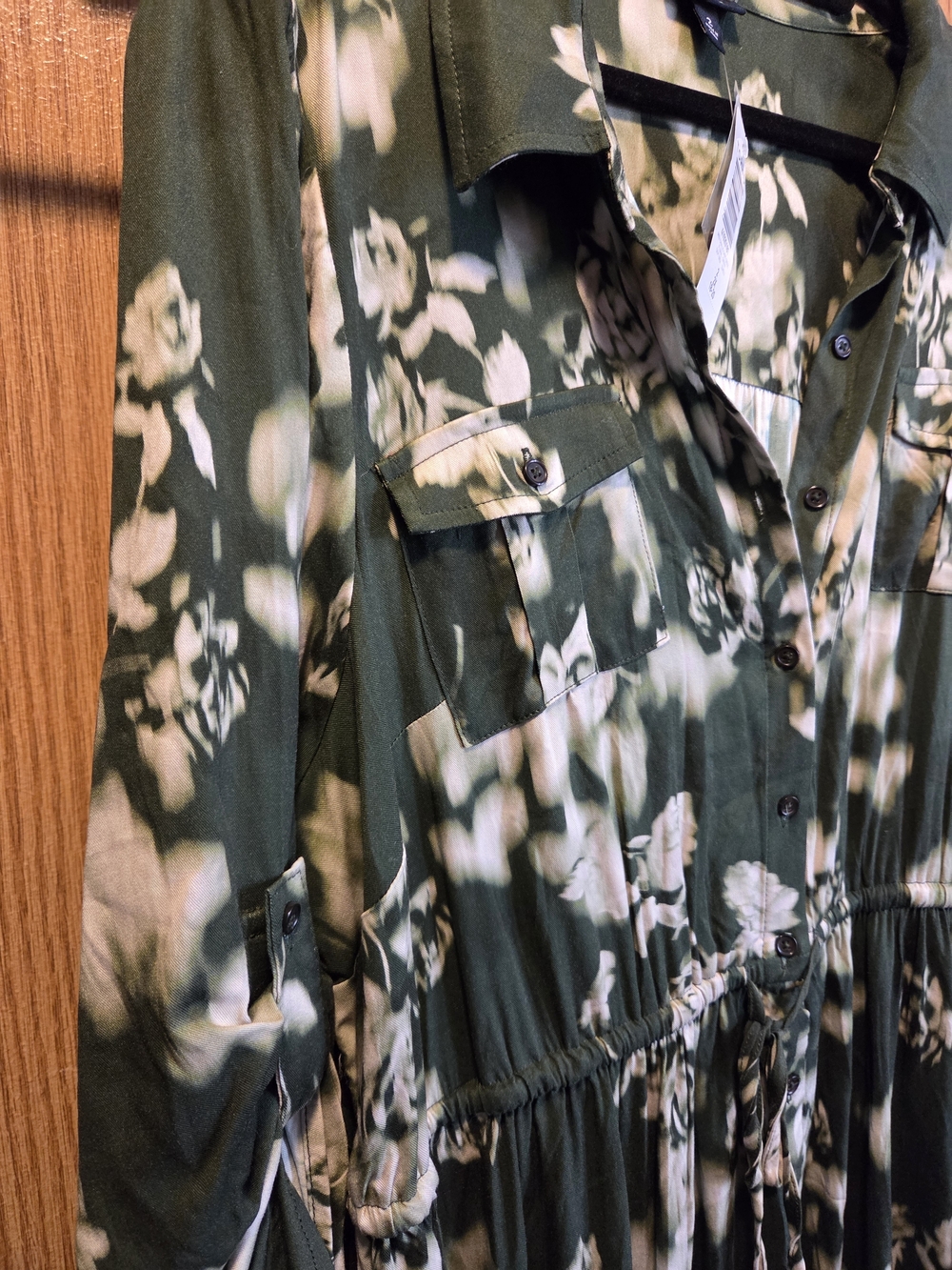 Torrid Green Floral Button-Front Maxi Dress - Picture 4 of 4